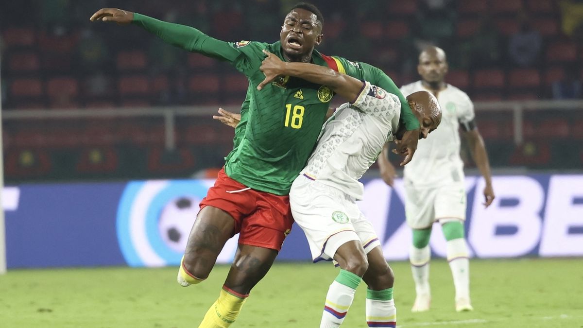 Tlačenice na Africkém poháru národů. Na stadionu zemřelo nejméně osm lidí